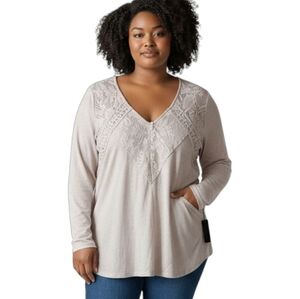 Louise Paris Lace Detail Long Sleeve Top